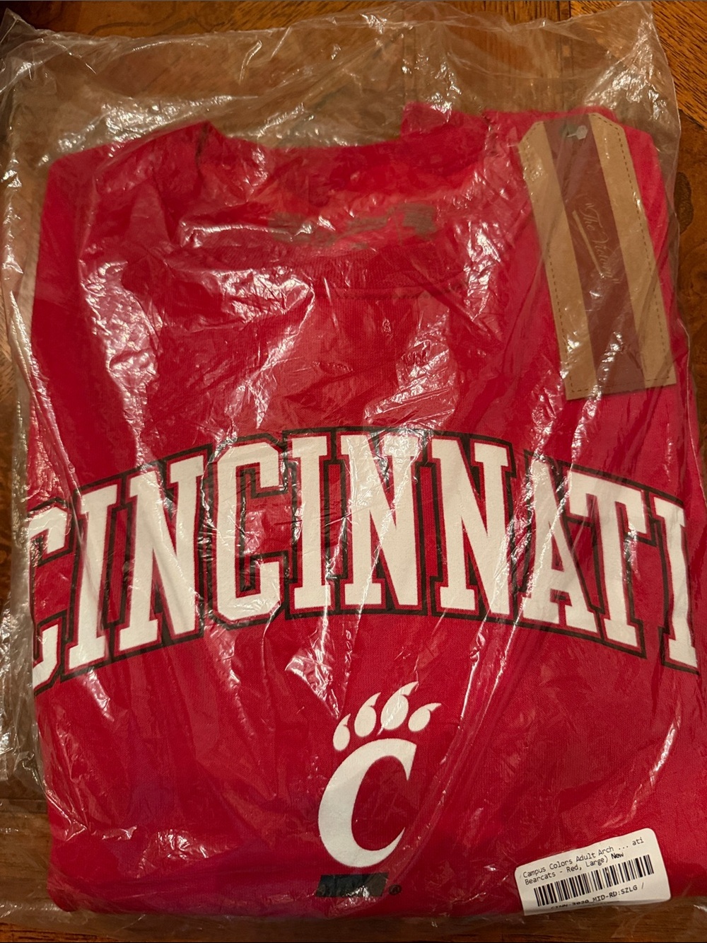 Cincinnati Red Graphic Sweatshirt - unisex size L
Never worn and still in bag